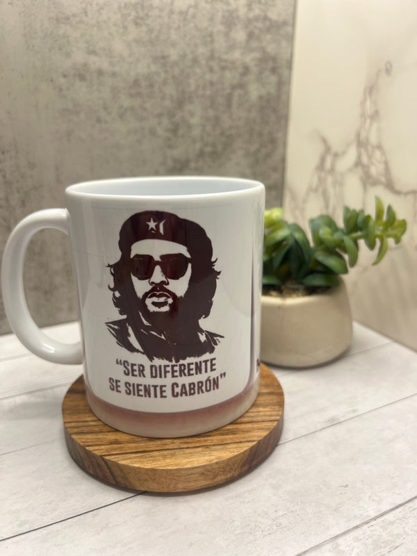 Ser diferente Mug