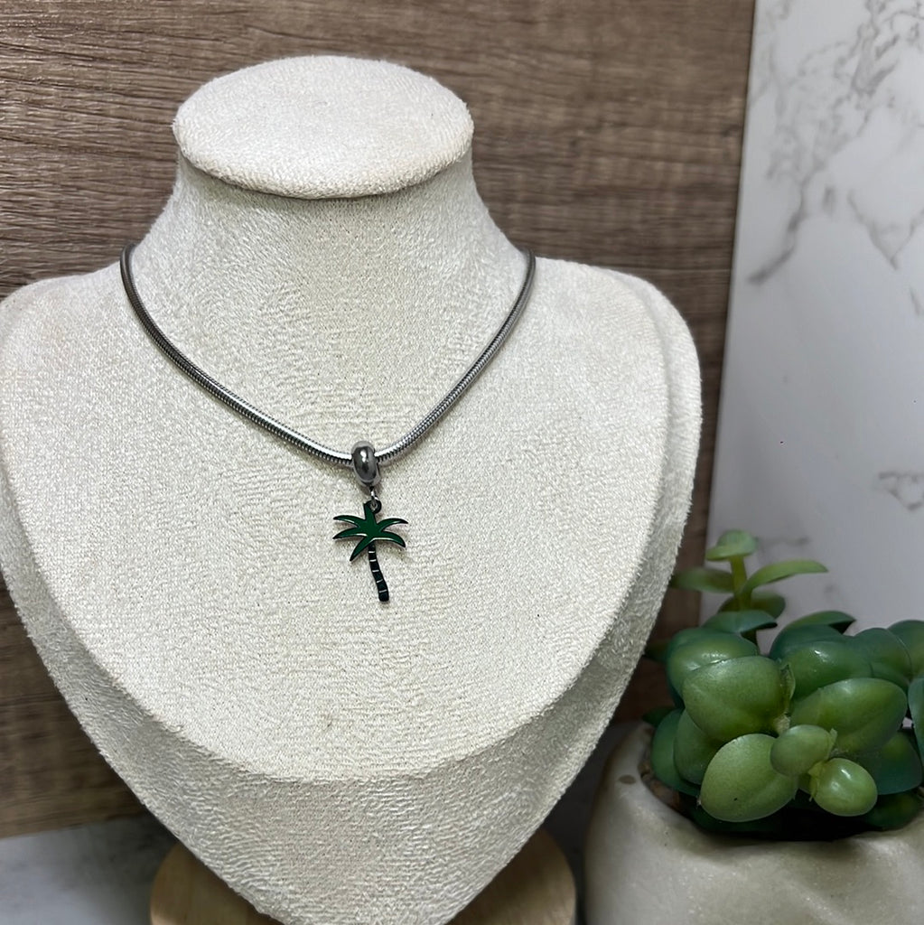 Loiza Palm neckless